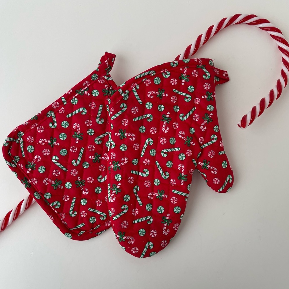 Vintage Candy Cane Christmas Hot Pad Oven Mitt